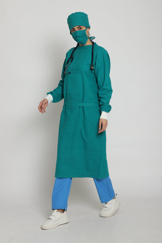 Premium Quality Women's Reusable Surgeon Gown Set (Green)