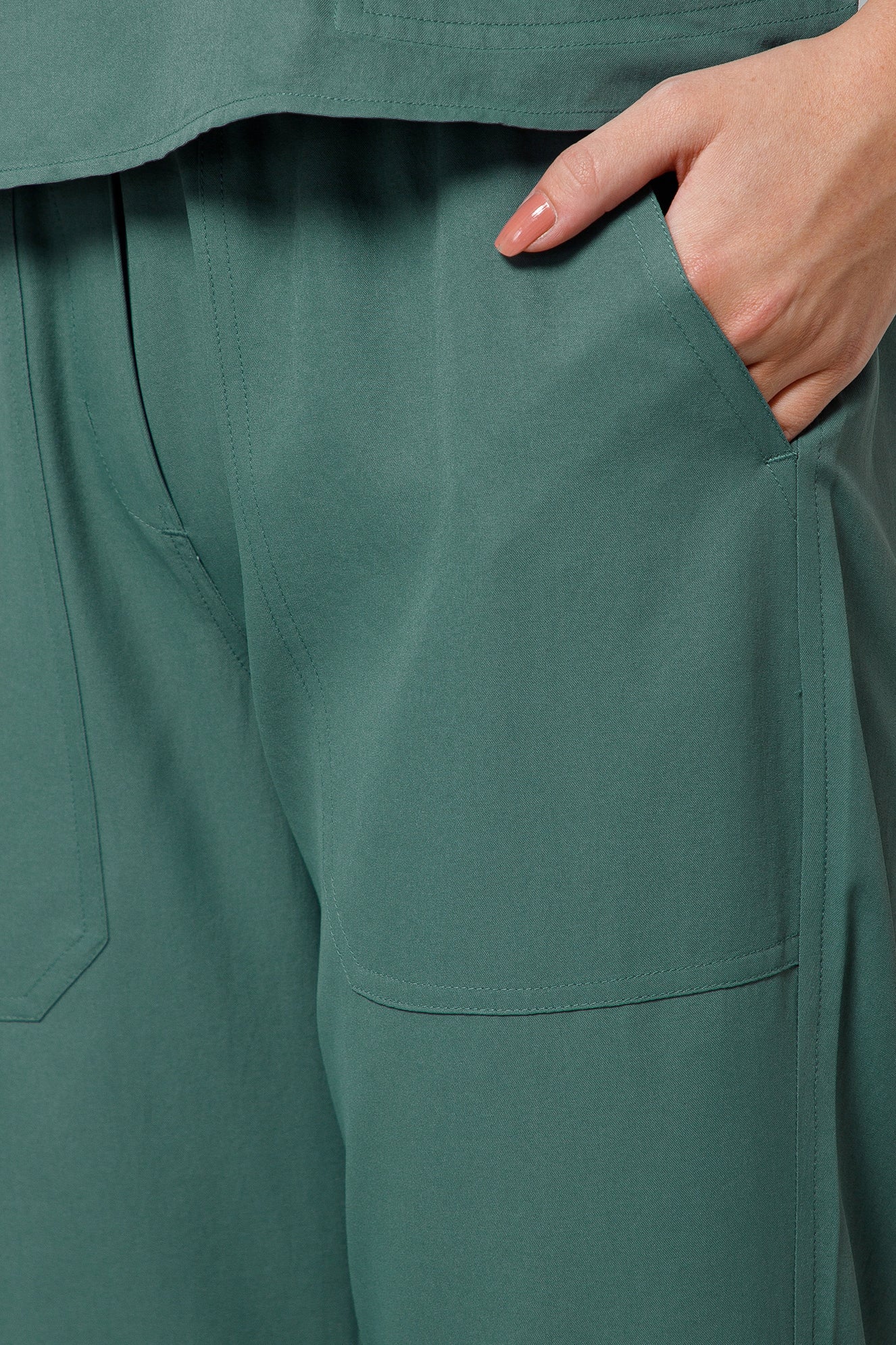 Women’s Mandarin Collar Scrub Suit (Medium Olive) LFP Fabric
